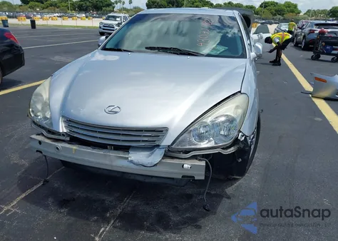 2004 Lexus Es z USA, uszkodzony, nr VIN JTHBA30G545011359